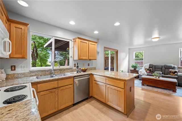 20108 44th Drive NE, Arlington, WA 98223