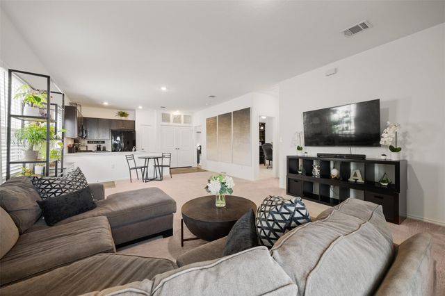 257 Muscovy DR, Kyle, TX 78640