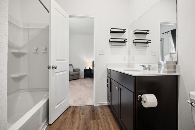 257 Muscovy DR, Kyle, TX 78640