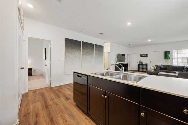 257 Muscovy DR, Kyle, TX 78640