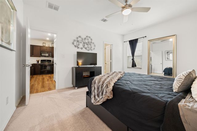 257 Muscovy DR, Kyle, TX 78640