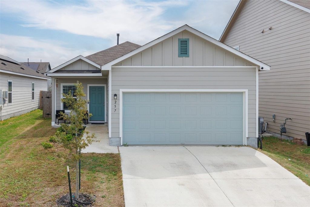 257 Muscovy DR, Kyle, TX 78640