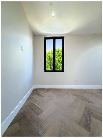 1 Jackson Street 302, Newton, MA 02459