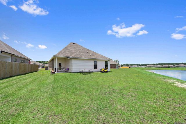 26057 Purdy Ave, Denham Springs, LA 70726