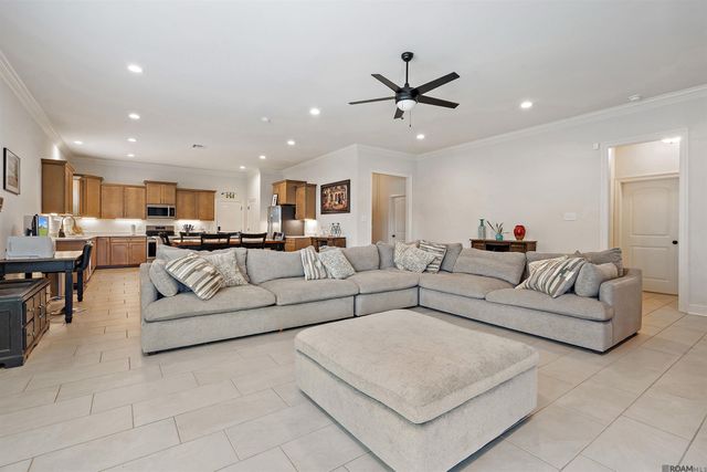 26057 Purdy Ave, Denham Springs, LA 70726