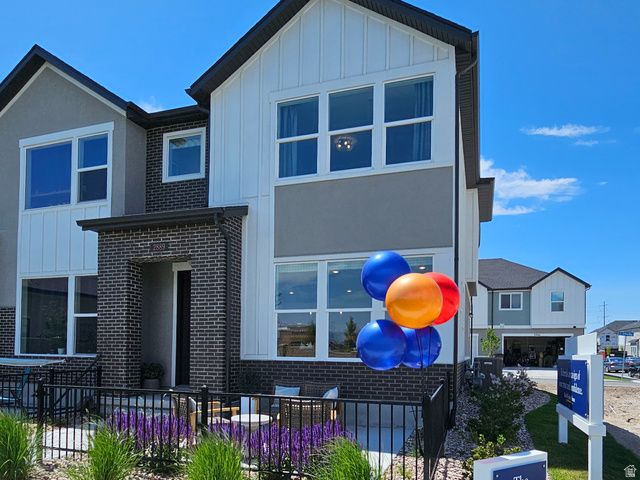 2889 S ARFONS BAY, West Valley City, UT 84128