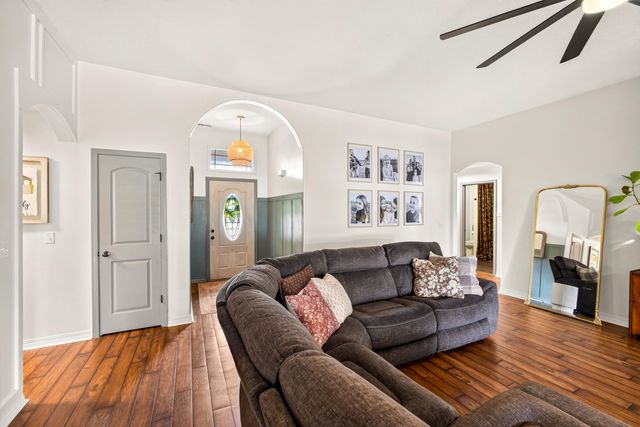 221 Pheasant, Willard, MO 65781