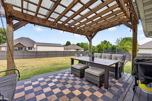 221 Pheasant, Willard, MO 65781
