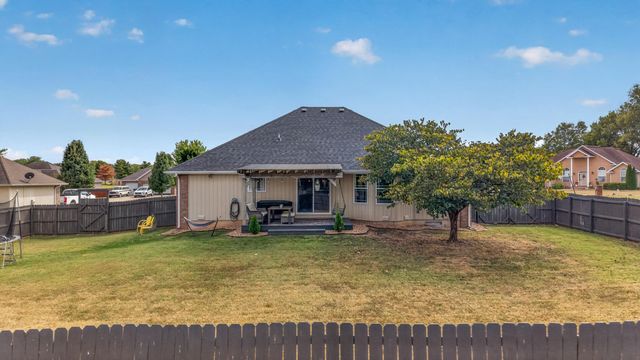 221 Pheasant, Willard, MO 65781