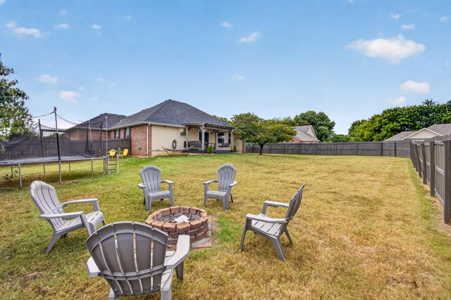 221 Pheasant, Willard, MO 65781