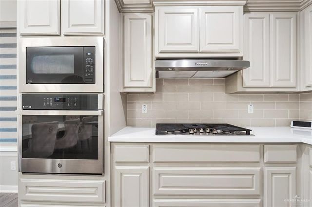 1000 W Fall Aster Street, Edinburg, TX 78541