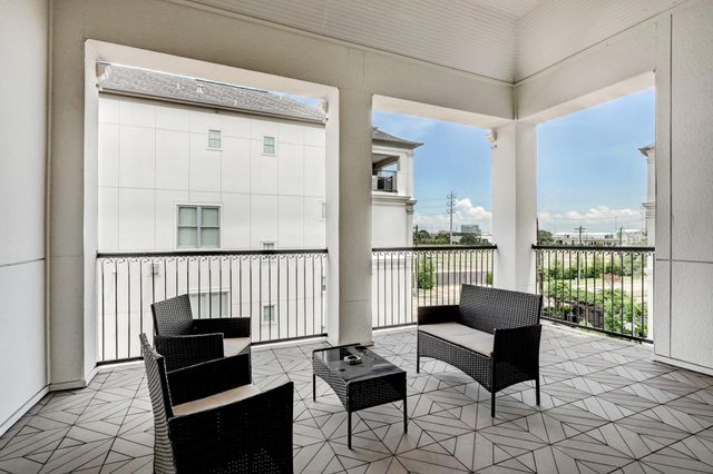 6103 Alexandra Grove Place, Houston, TX 77055