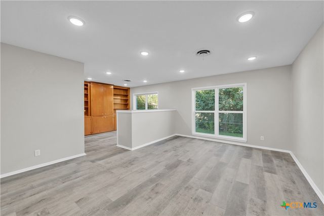 1406 Arkansas Avenue, Killeen, TX 76541