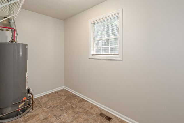 2923 Sams Ct, Spring Hill, TN 37174