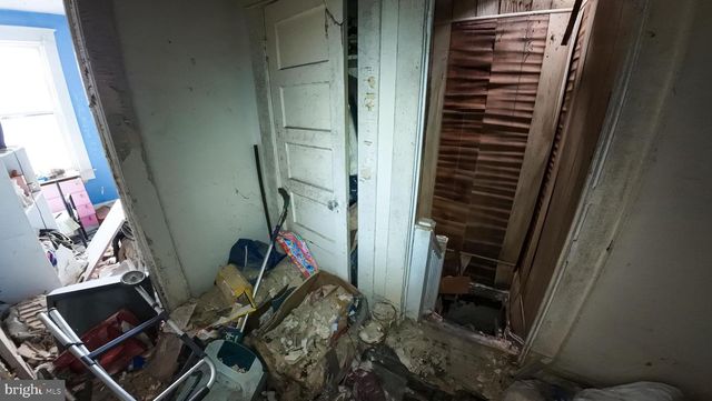 3016 POPLAR TER, Baltimore, MD 21216