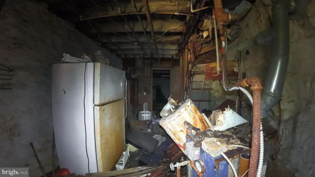 3016 POPLAR TER, Baltimore, MD 21216