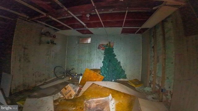 3016 POPLAR TER, Baltimore, MD 21216