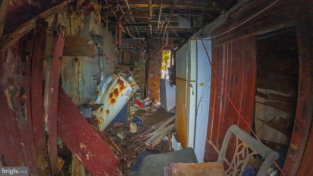 3016 POPLAR TER, Baltimore, MD 21216