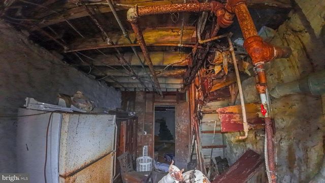 3016 POPLAR TER, Baltimore, MD 21216
