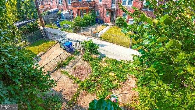 3016 POPLAR TER, Baltimore, MD 21216