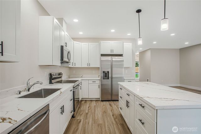 1406 E 51st Street, Tacoma, WA 98404