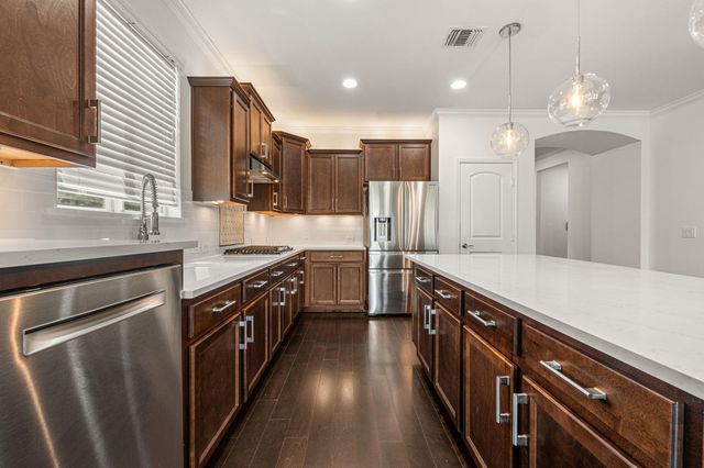 203 Cattleman Cove, Richmond, TX 77469