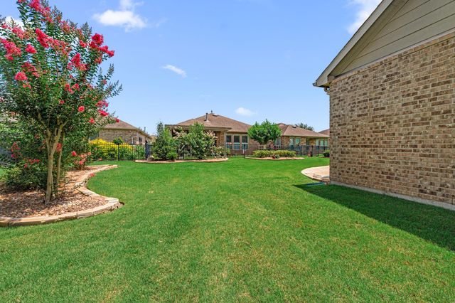 203 Cattleman Cove, Richmond, TX 77469
