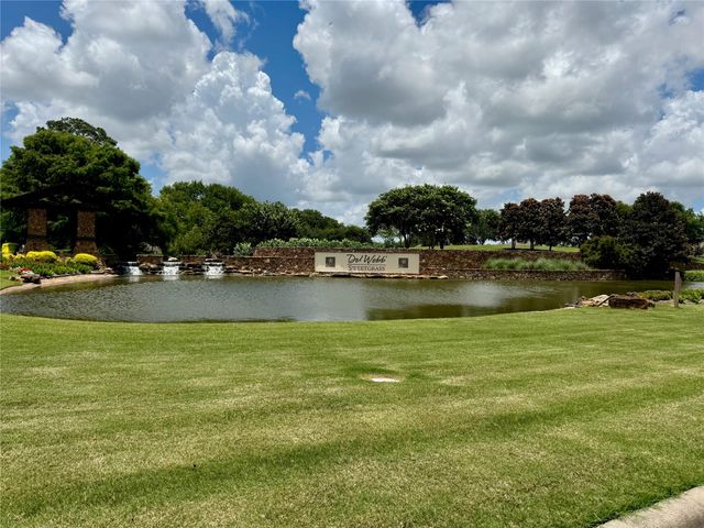 203 Cattleman Cove, Richmond, TX 77469