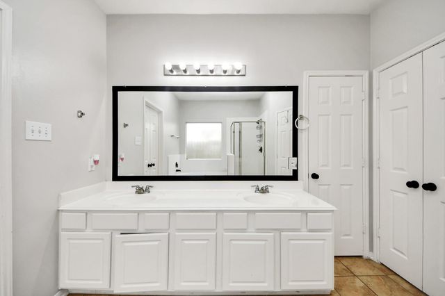 10018 Lynnwood Drive, Baytown, TX 77521