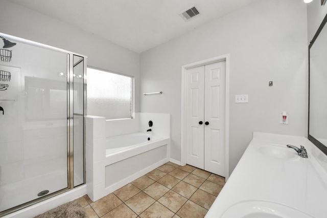 10018 Lynnwood Drive, Baytown, TX 77521