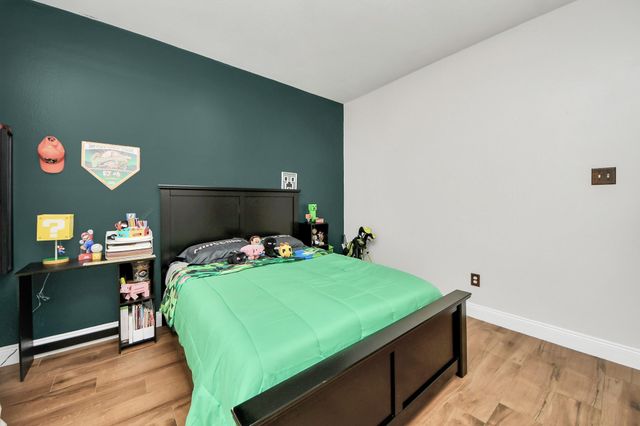 10018 Lynnwood Drive, Baytown, TX 77521