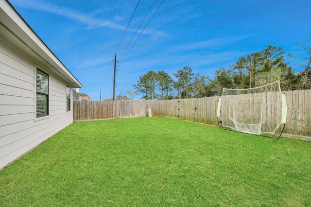 10018 Lynnwood Drive, Baytown, TX 77521