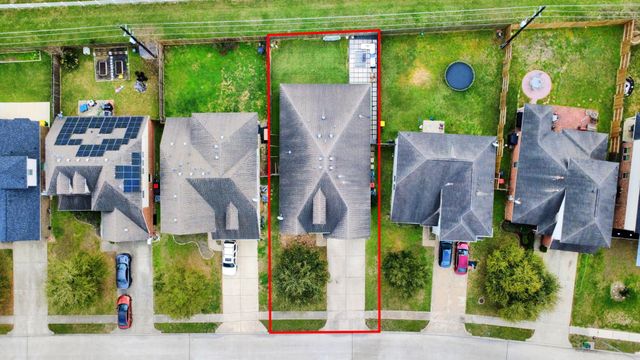 10018 Lynnwood Drive, Baytown, TX 77521