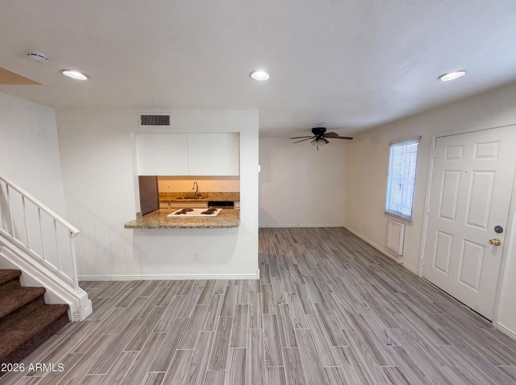 8446 N 34TH Drive, Phoenix, AZ 85051 — photo 3