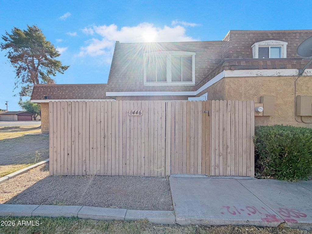 8446 N 34TH Drive, Phoenix, AZ 85051 — photo 5