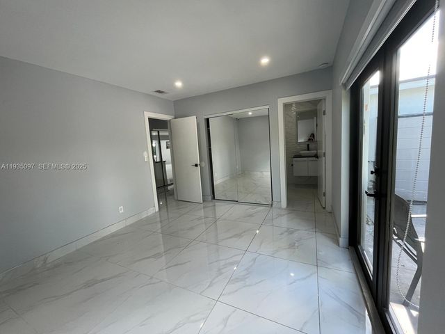 575 NE 179th Dr 0, North Miami Beach, FL 33162