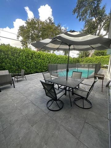 575 NE 179th Dr 0, North Miami Beach, FL 33162