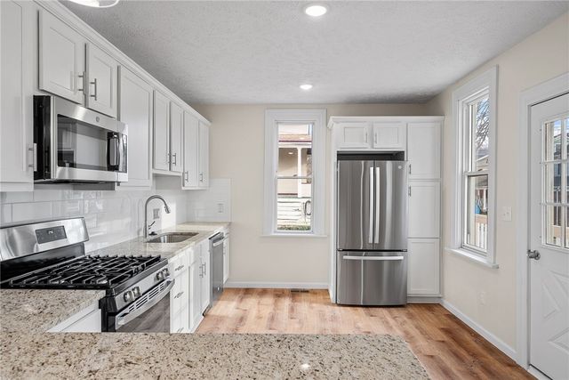 56 Mainsgate St, Ingram, PA 15205