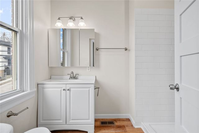 56 Mainsgate St, Ingram, PA 15205