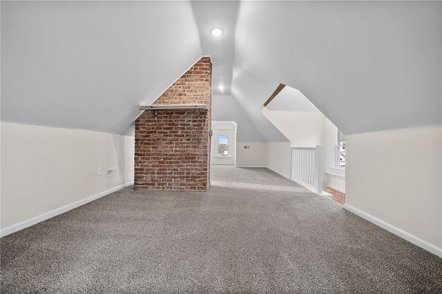 56 Mainsgate St, Ingram, PA 15205