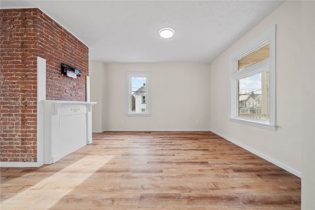 56 Mainsgate St, Ingram, PA 15205