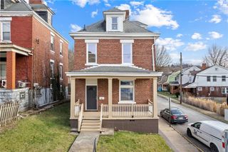 56 Mainsgate St, Ingram, PA 15205