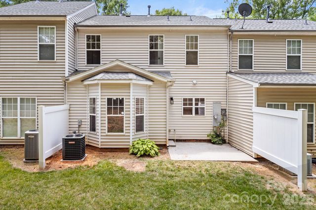 5536 Franklin Springs Circle, Charlotte, NC 28217