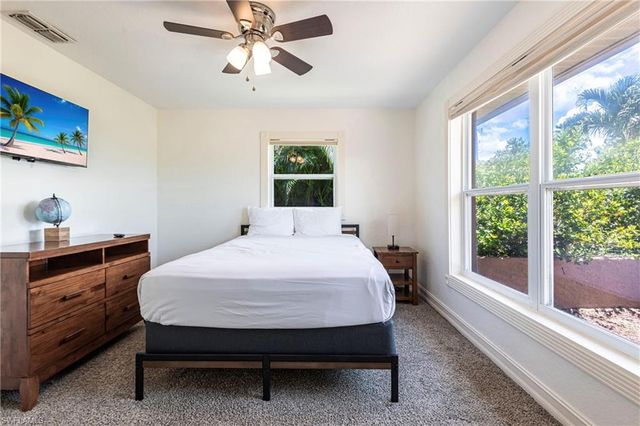 1623 SE 39th TER, Cape Coral, FL 33904