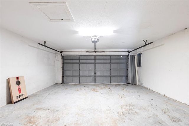 1623 SE 39th TER, Cape Coral, FL 33904