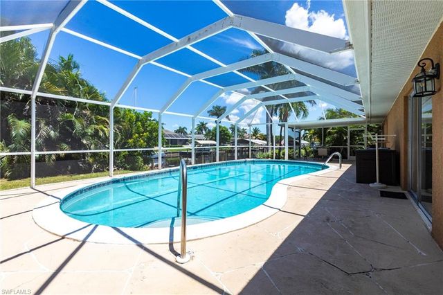 1623 SE 39th TER, Cape Coral, FL 33904