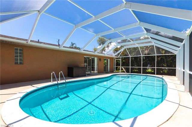 1623 SE 39th TER, Cape Coral, FL 33904