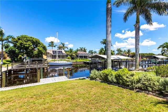 1623 SE 39th TER, Cape Coral, FL 33904