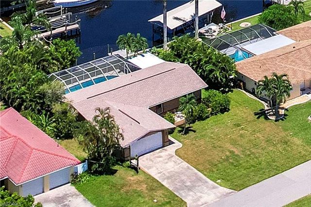 1623 SE 39th TER, Cape Coral, FL 33904