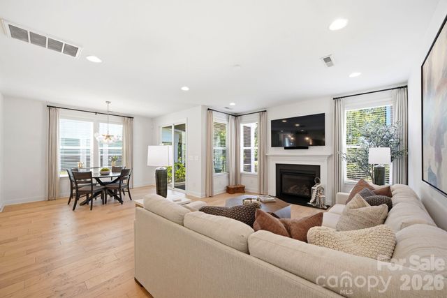 6008 Corbin Woods Court, Charlotte, NC 28226